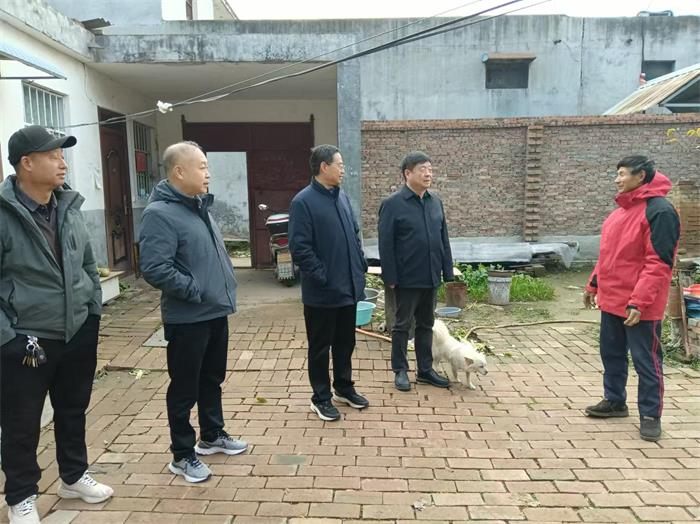 平顶山市疾控中心：不忘帮扶职责 勇担为民使命
