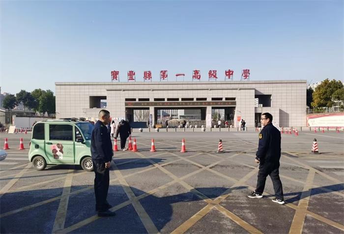 宝丰县城市管理局：整治校园周边环境 筑牢校园安全防线